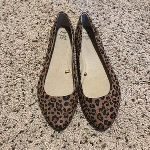 Leopard Time and Tru Flats-7 1/2 W-NWOT